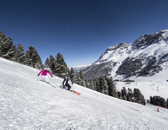 Skifahrer Piste Berge Winter Natur | © Ph. Paolo Codeluppi