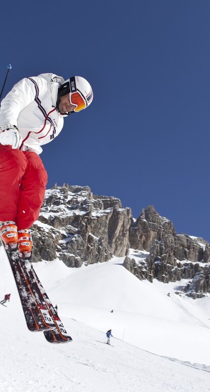 skier jump mountains winter | © Ph. Paolo Codeluppi