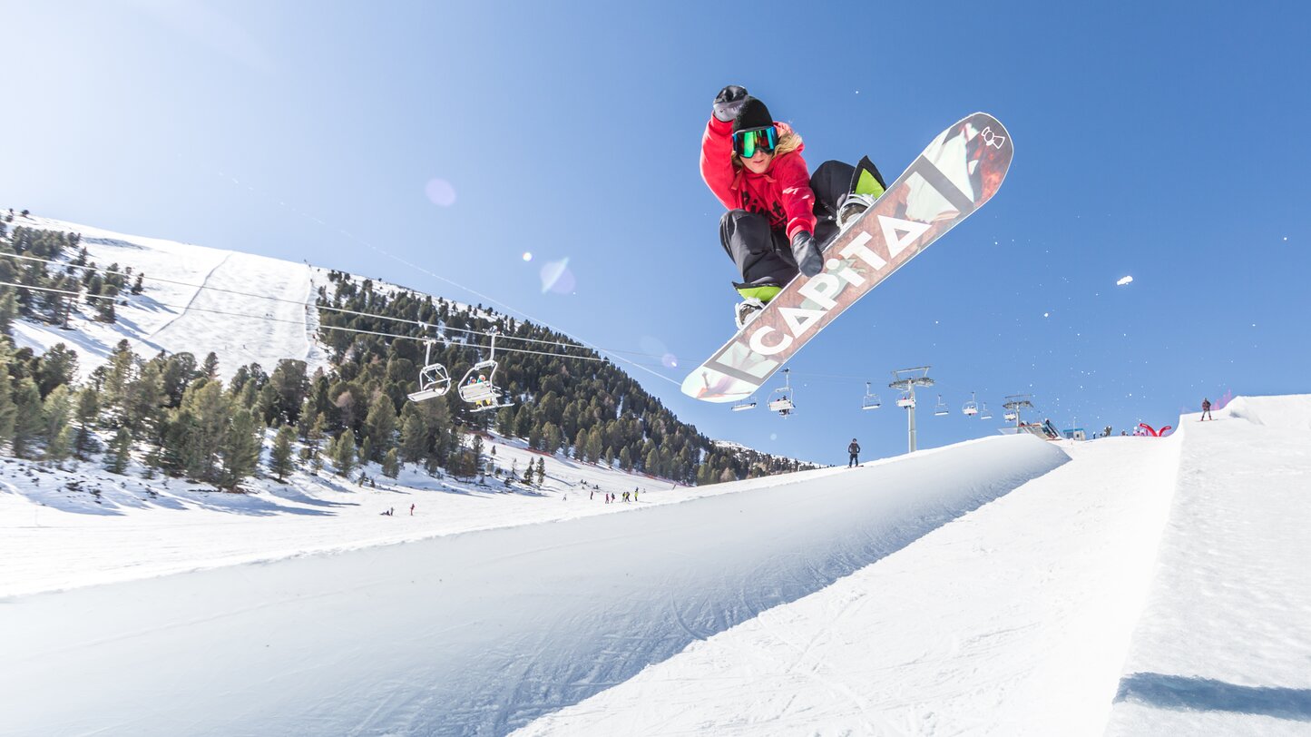 snowpark snowboarder halfpipe inverno | © Ph. F. Tech