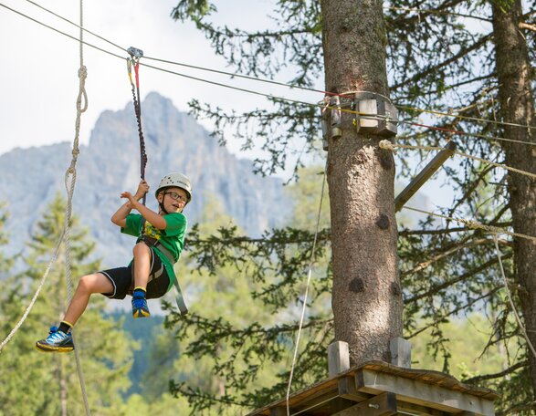 boy forest parkour | © Ph. Günther Pichler